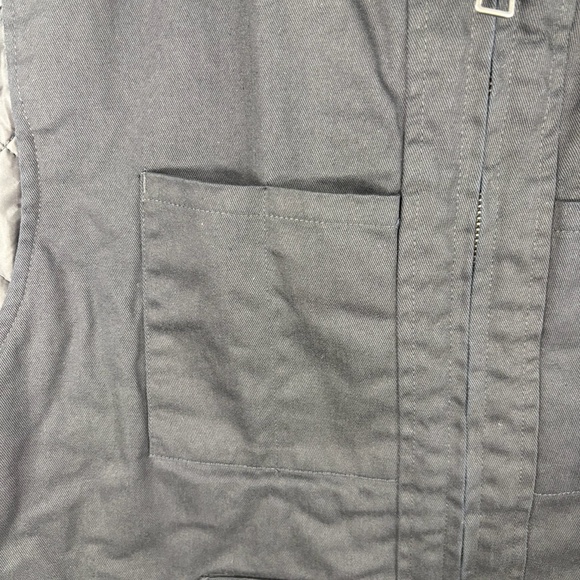 EDTREK Waterproof Concealed Carry Vest w/ 10 Pockets - Picture 4 of 16